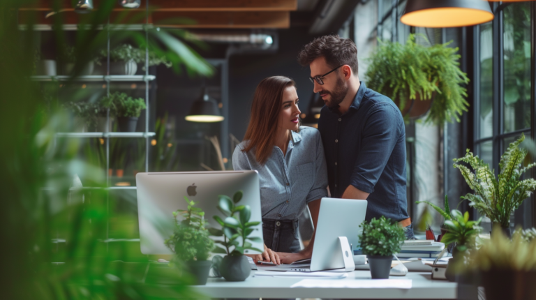 Czy związki i małżeństwa w miejsu pracy to dobry pomysł? Czy pracodawca może tego zabronić?